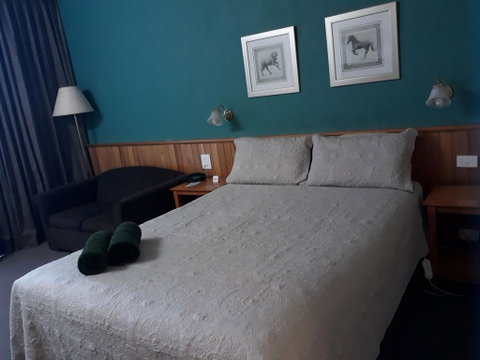 The Moe Motor Inn - ACT Tourism 1