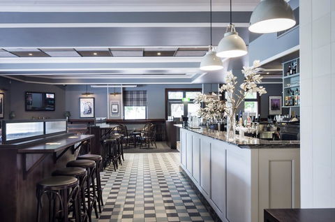 The North Sydney Hotel - ACT Tourism 1