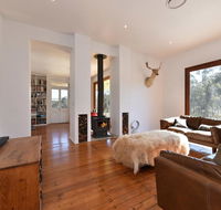 The Parson's Vineyard Retreat - get amongst the vineyards in a historic home - ACT Tourism