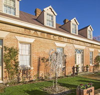 The Racecourse Inn - ACT Tourism