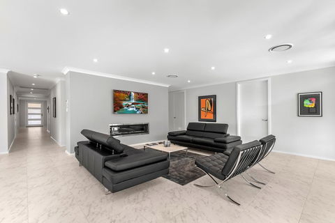 The Residence - ACT Tourism 3