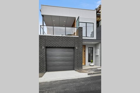 The Ryan Geelong CBD - ACT Tourism 3