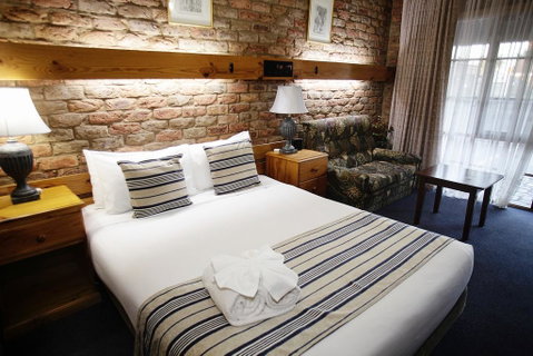 The Settlement Historic Hotel - ACT Tourism 2