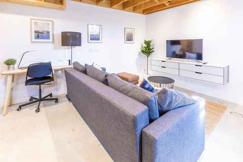 The Studio At Waterloo - ACT Tourism 0