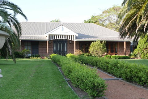 The Willows B N B - ACT Tourism 0