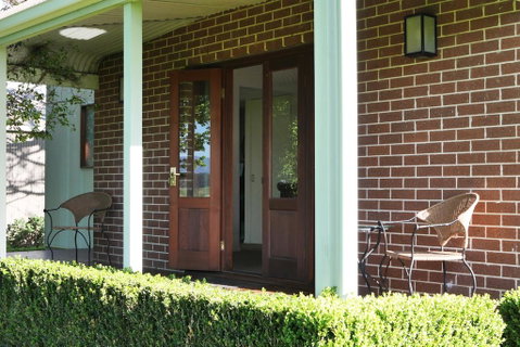 The Willows B N B - ACT Tourism 3