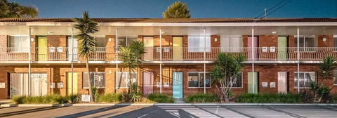 Thirroul Beach Motel - ACT Tourism 0
