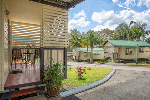 Tiaro Tourist Stopover - ACT Tourism 2