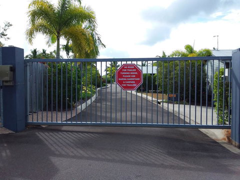 Tin Can Bay Marina Villas - ACT Tourism 3