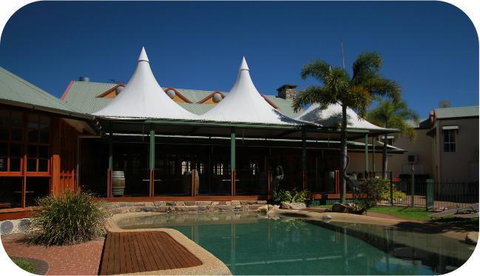 Tinaroo Lake Resort - ACT Tourism 1