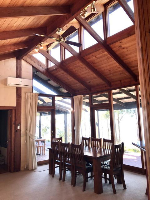 Tinderbox Cliff House - ACT Tourism 3