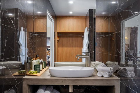 Tinderbox Retreat - ACT Tourism 2