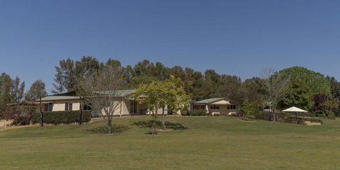 Tokemata Retreat - ACT Tourism 3