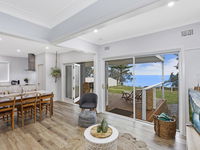 Book Toukley Accommodation Vacations ACT Tourism ACT Tourism