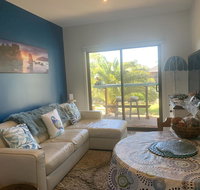 Torquoise Waters - bed  breakfast - ACT Tourism