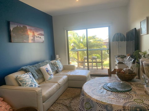 Torquoise Waters - Bed & Breakfast - ACT Tourism 0