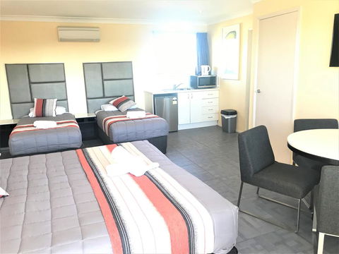 Toukley Motor Inn - ACT Tourism 2