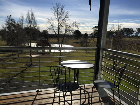 Travertines Wines Apartment - ACT Tourism 1