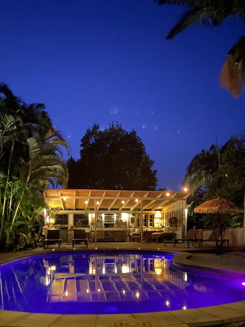 Treehouse On Plantation - ACT Tourism 3