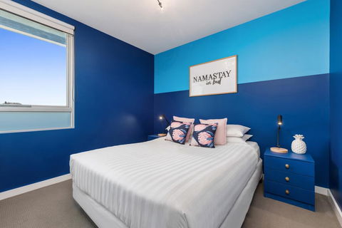 Trendy And Central One Bed Apartment With Views - ACT Tourism 2