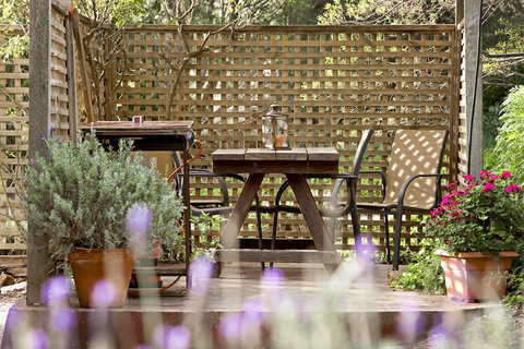 Trinity Cottage - ACT Tourism 0