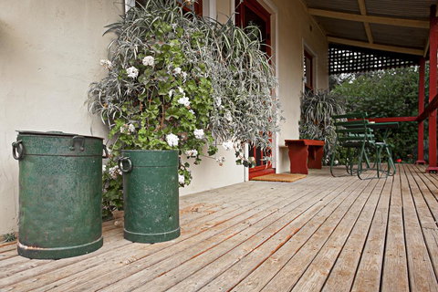 Trinity Cottage - ACT Tourism 2