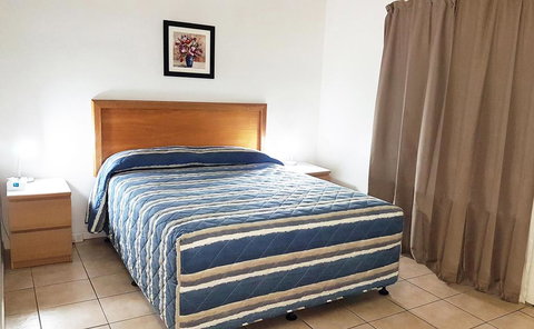 Tropic Coast Motel - ACT Tourism 2
