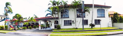 Tropic Coast Motel - ACT Tourism 0