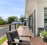 Tropical Beachside Oasis in Clifton Beach - ACT Tourism