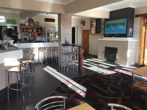 Tumut Star Hotel - ACT Tourism 1