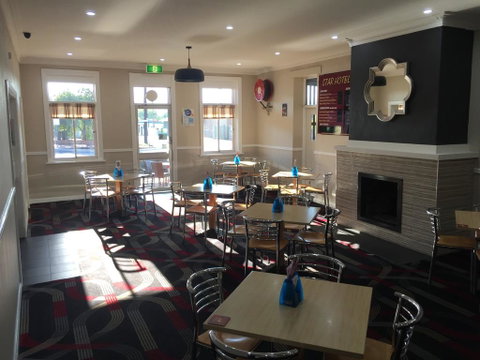 Tumut Star Hotel - ACT Tourism 2