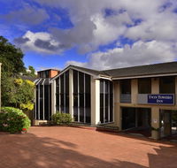 Twin Towers Inn - ACT Tourism