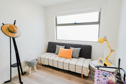 U101 Brunswick Living Brand New Deluxe Balcony Apartment Close To Airport And CBD - ACT Tourism 1
