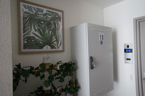 U201 Brunswick Living Brand New Deluxe Balcony Upper Floor Apartment Close To Airport And CBD - ACT Tourism 2