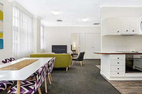 ULTIQA Rothbury Hotel - ACT Tourism 1