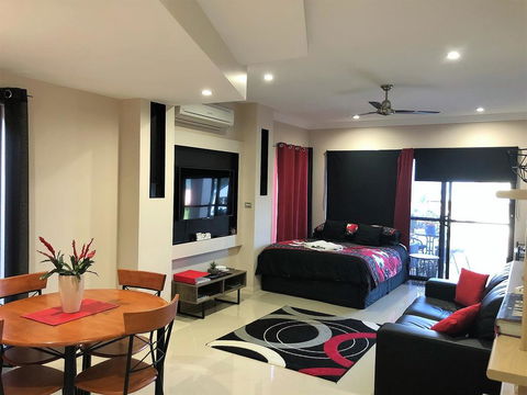 Ultra Modern Private Studio Room - ACT Tourism 0