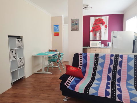 Unique Bouvard Beach House Mandurah - ACT Tourism 2