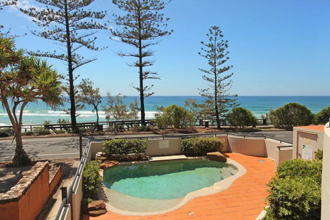 Unit 2, The Rocks, 1746 David Low Way Coolum Beach - ACT Tourism 0