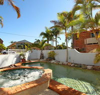 Unit 4 Coolum Sands Apartments 34 First Avenue Coolum Beach 400 BOND LINEN SUPPLIED