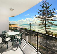 Unit 5 Phoenix Apartments 1736 David Low Way Coolum Beach LINEN INCLUDED 500 Bond