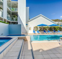 Unit 8 Plantation Resort - Rainbow Beach Plantation Resort Air conditioned Pool and outdoor spa - ACT Tourism