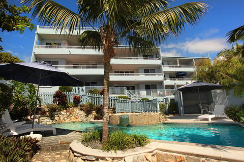 Unit 9, Coolum Blueseas Apartments, 59-61 Coolum Tce, Coolum Beach, 400 BOND, LINEN INCLUDED - ACT Tourism 1