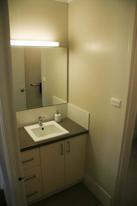 Unit1, Graydon Lodge - ACT Tourism 3