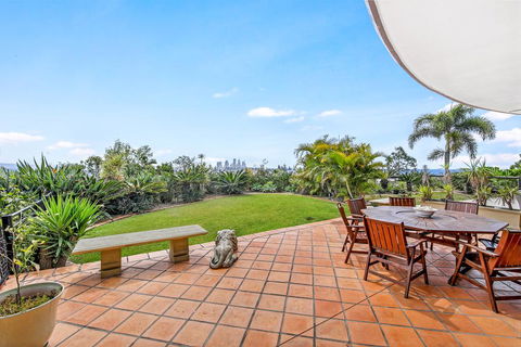 Unrivaled Ocean And City Views From Resort Style 3bed With Garden - ACT Tourism 0