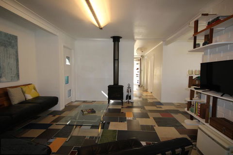 Up-cycle House Blackheath - ACT Tourism 1