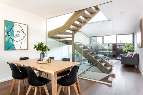 Urban Rest - Little Grenfell - ACT Tourism 0