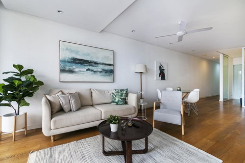 Urban Rest - Waterloo St - ACT Tourism 0