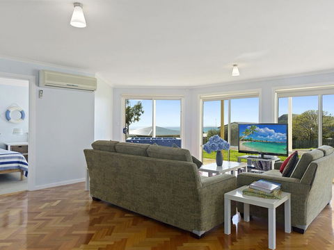 VALLEY VIEWS - 10 Valley Heights Drive - ACT Tourism 3
