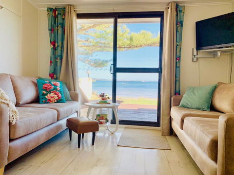 Vandy's Shack At Mount Dutton Bay - Ideal For Couples And Small Families - ACT Tourism 2