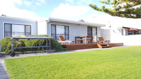 Vandy's Shack At Mount Dutton Bay - Ideal For Couples And Small Families - ACT Tourism 1